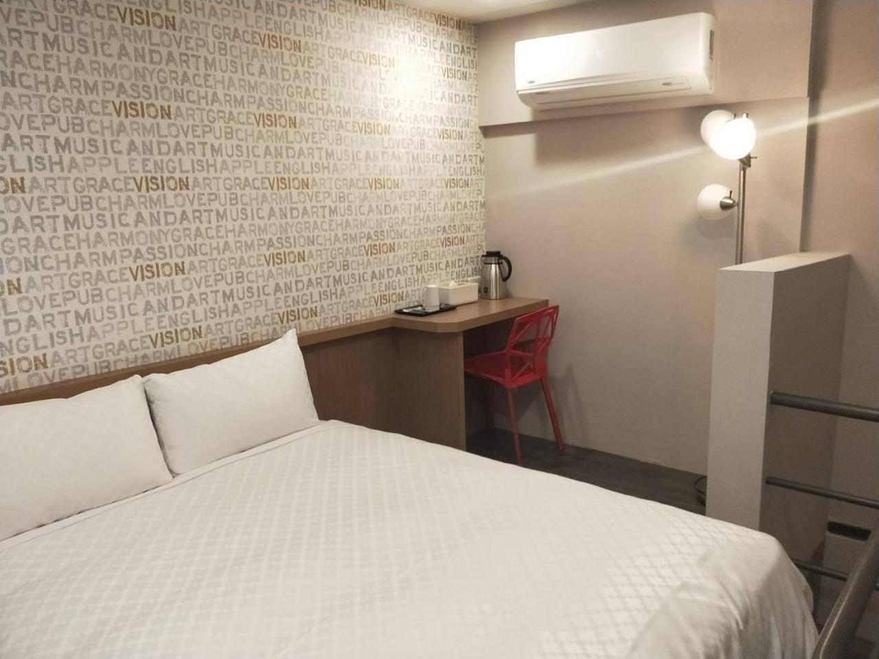 Ching She Hotel Tainan Esterno foto