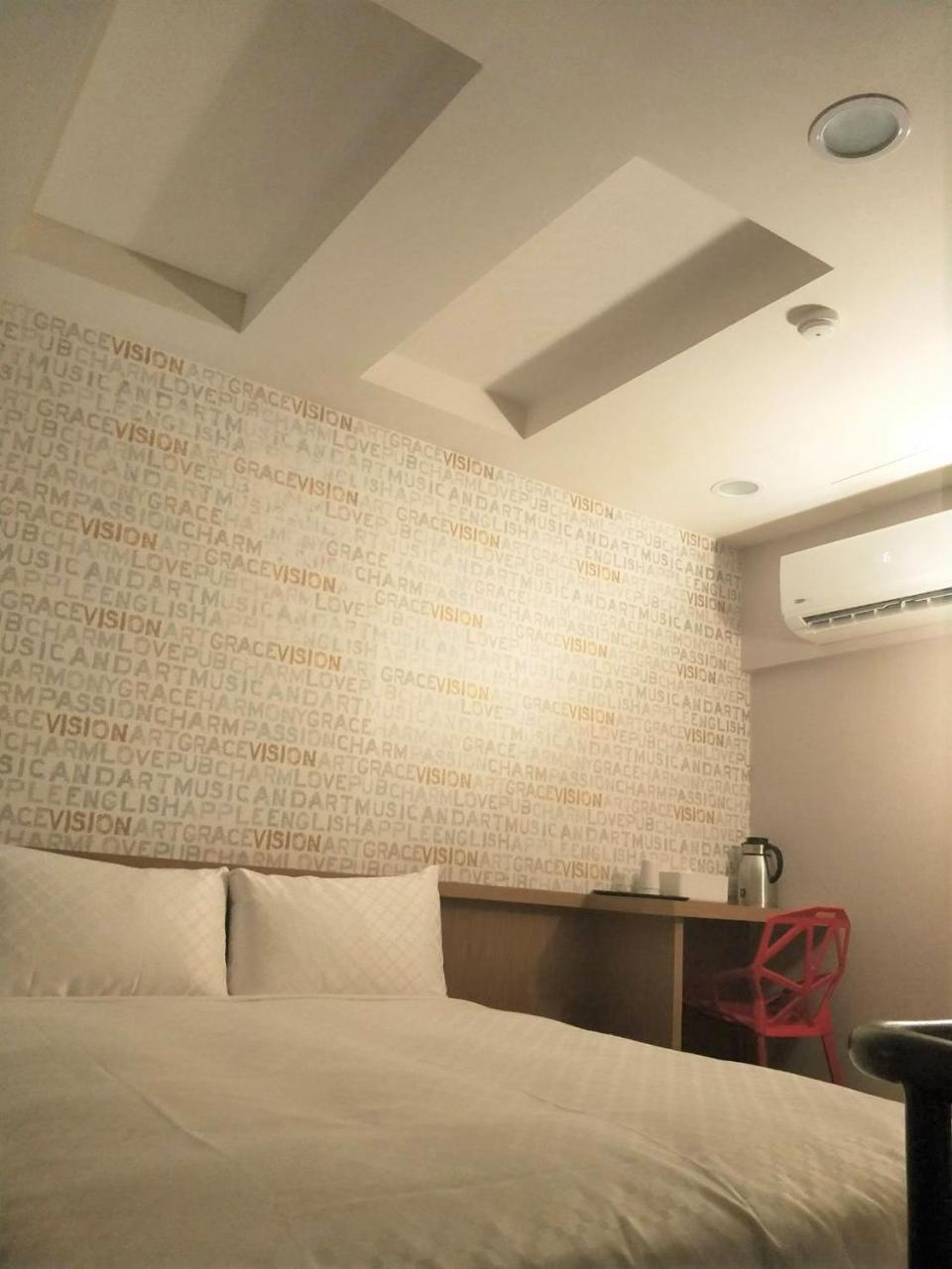 Ching She Hotel Tainan Esterno foto